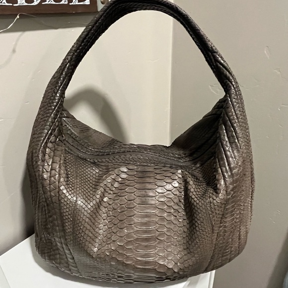 Purse Hobo Bag Ling Wu python snake skin Olive color$468 - Picture 14 of 15